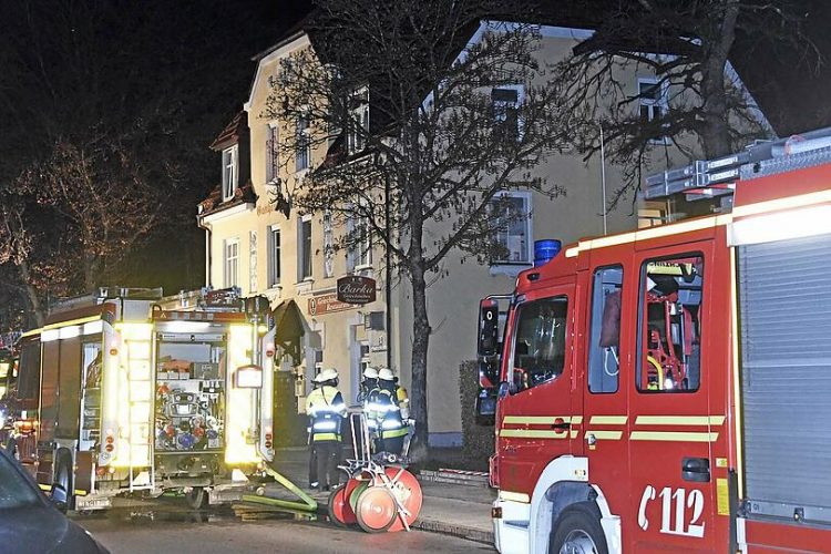 Μεγάλης έκτασης φωτιά σε εστιατόριο Τρικαλινών στο Μόναχο – Η πυροσβεστική έσωσε 12 άτομα