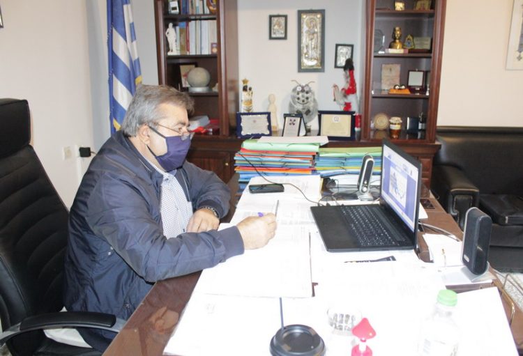 Σε τηλεδιάσκεψη του προέδρου της ΚΕΔΕ ο Δήμαρχος Πύλης