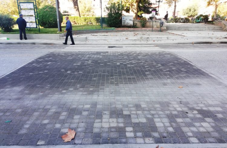Ολοκλήρωση εργασιών διαβάσεων στην κεντρική πλατεία-Συνεχίζονται οι εργασίες ανάπλασης της λαϊκής αγοράς