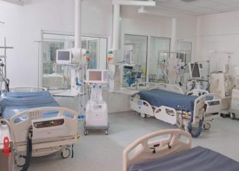 Να ανακληθεί η απαράδεκτη απόφαση για δραστικό περιορισμό των τακτικών χειρουργικών επεμβάσεων