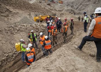 Κολομβία: 14 εργαζόμενοι έχουν παγιδευτεί σε χρυσωρυχείο