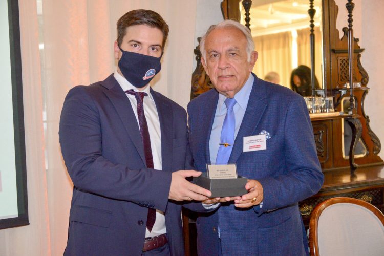 Βραβεύτηκαν τα φυτικά ροφήματα ΚΑΡΠΟΣ Βρώμη και ΚΑΡΠΟΣ Βρώμη-Φουντούκι της ΟΛΥΜΠΟΣ