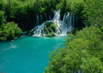 10+1 μέρη που αξίζει να επισκεφθείτε στη ζωή σας