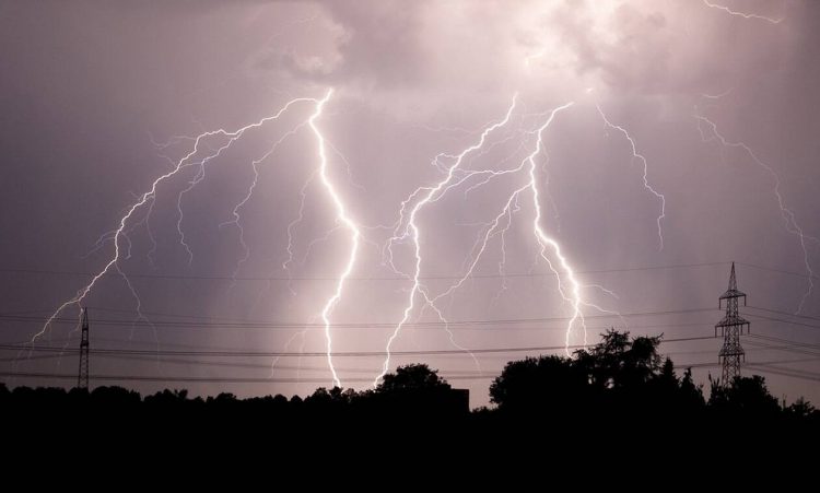Καιρός – Έκτακτο δελτίο ΕΜΥ: Με βροχές και Καταιγίδες η Τετάρτη – Φόβοι για νέες πλημμύρες