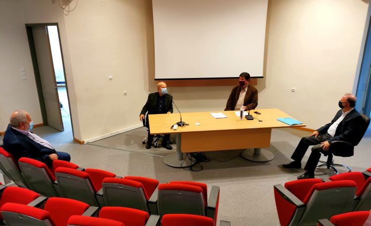 Επίσκεψη ΣΥΡΙΖΑ στο Νοσοκομείο Τρικάλων-Η κυβέρνηση έχει αποδείξει ότι ούτε μπορεί ούτε θέλει να ενισχύσει το ΕΣΥ