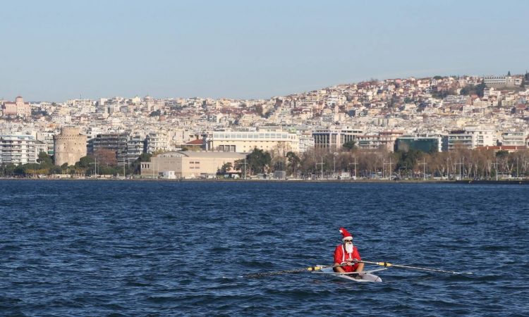 Με αίθριο καιρό και νέα άνοδο της θερμοκρασίας η Παραμονή των Χριστουγέννων