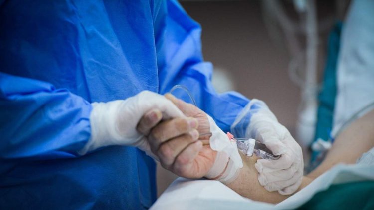 Στο κόκκινο οι ΜΕΘ της Θεσσαλίας-Καλλυμένες όλες οι κλίνες ΜΕΘ στα Νοσοκομεία σύμφωνα με στοιχεία της ΠΟΕΔΗΝ