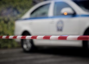 ΙΧ συγκρούστηκε με μηχανάκι στο κέντρο των Τρικάλων