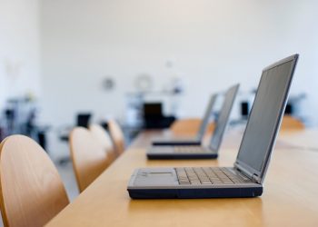 Νέο επιδοτούμενο πρόγραμμα Voucher για ανέργους ηλικίας 30-49 ετών