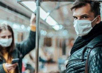 Ο κορονοϊός μεταδίδεται σε λιγότερο από 15 λεπτά!