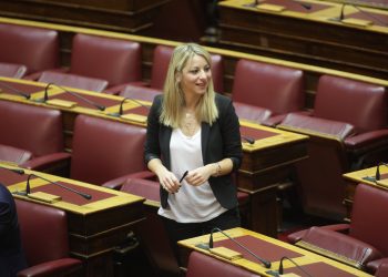 Δριτσέλη-“Κυβέρνηση «άρτζι μπούρτζι και λουλάς»