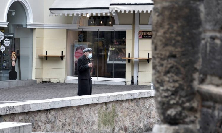 Παράταση lockdown: Όλα τα μέτρα έως τις 18 Ιανουαρίου – Τι ισχύει για SMS, μετακινήσεις, click away
