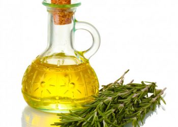 Σπιτικό έλαιο για ντεμακιγιάζ