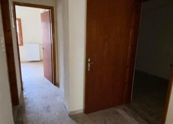 Πωλείται διαμέρισμα στο Βαρούσι σε τιμή ευκαιρίας