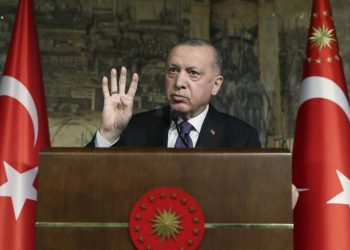 Ιμάμης απειλεί με πραξικόπημα τον Ερντογάν! «Ο στρατός θα συμμαχήσει με το έθνος»