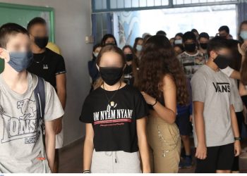 Γυμνάσια – Λύκεια: Η ημερομηνία – «κλειδί» και οι φόβοι των λοιμωξιολόγων