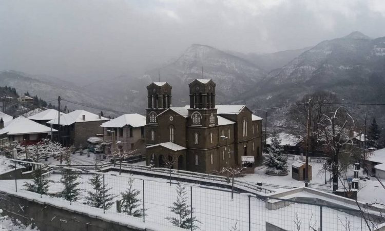 Κακοκαιρία: O «Λέανδρος» σαρώνει τη χώρα με χιόνια και καταιγίδες – Πόσο θα πέσει η θερμοκρασία