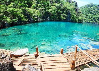 Kayangan Lake: Η ομορφότερη εξωτική λίμνη!