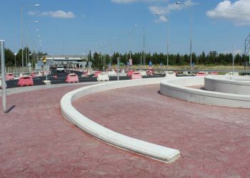 Επερώτηση Λαικής Συσπείρωσης Θεσσαλίας, για τις διαδικασίες κατασκευής των εικαστικών στους κυκλικούς κόμβους στο Ν. Λάρισας