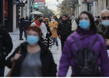 Μετάλλαξη κορoνοϊού: Προβληματίζουν τα «ορφανά» κρούσματα σε Αθήνα και Κρήτη