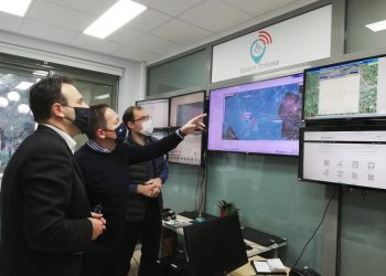 Ψηφιακές δράσεις και αντιπλημμυρικά στη συνάντηση Παπαστεργίου – Πέτσα