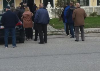 Ηρέμησαν στα Μεγάλα Καλύβια-Κανένα θετικό τέστ μετά από το μεγάλο θόρυβο που είχε δημιουργηθεί