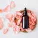 Ροδόνερο: 5 λόγοι για να το εντάξεις στη hair routine σου