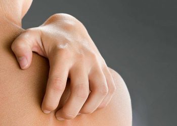 Τα «αθώα» πρώτα πιο κοινά συμπτώματα στην Σκλήρυνση Κατά Πλάκας – Μην τα αγνοήσετε