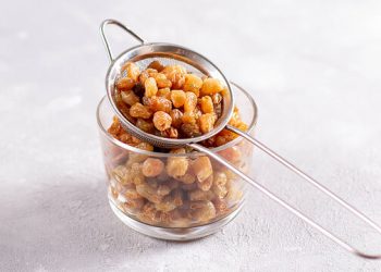 Είναι οι σταφίδες ασφαλές σνακ για τα παιδιά; – Τι να προσέξετε