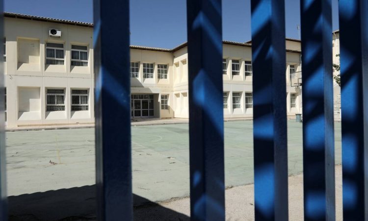 Γυμνάσια – Λύκεια: Πότε επιστρέφουν οι μαθητές – Οι προϋποθέσεις και η ημερομηνία – «κλειδί»
