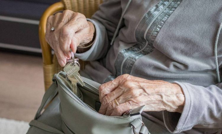 Επικουρικές συντάξεις: Έρχεται ο «ατομικός κουμπαράς» για τους νέους ασφαλισμένους