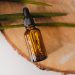 Tea tree oil: Το μαγικό έλαιο για να καταπολεμήσεις τα σπυράκια σου