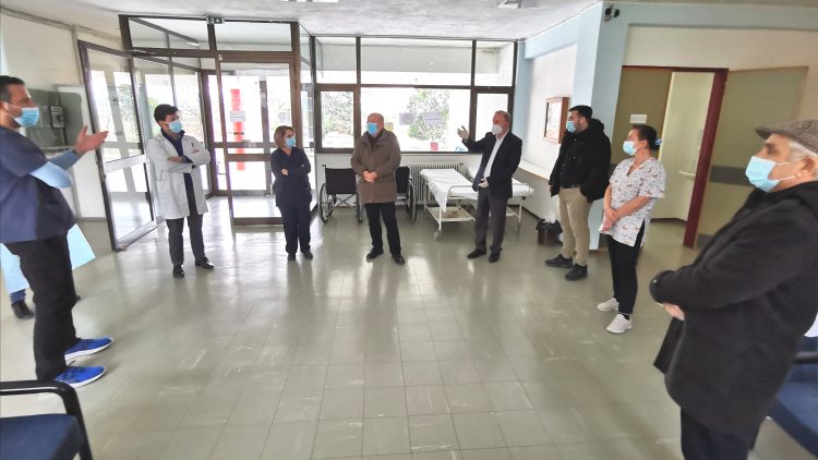 Κλιμάκιο του ΣΥΡΙΖΑ στον Δήμο Φαρκαδόνας και στο Κέντρο Υγείας