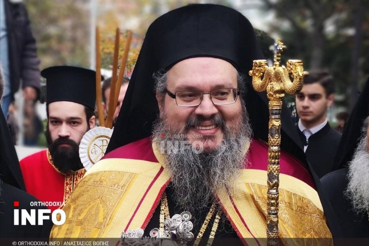 Λαρίσης προς Βουλευτές: Να ψηφίζετε με το φως της ημέρας και όχι τη νύχτα, για να ξέρουμε και τι μας γίνεται