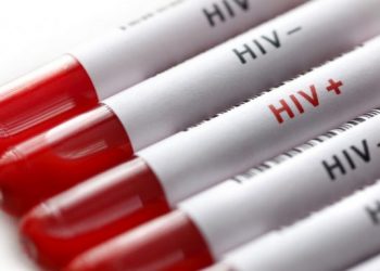 HPV: Όλα τα συμπτώματα- Η διάγνωση και η θεραπεία που κάθε γυναίκα πρέπει να ξέρει