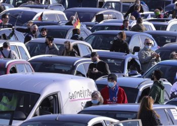 Κορονοϊός: Διαδηλώσεις σε πόλεις της Γερμανίας κατά των περιοριστικών μέτρων