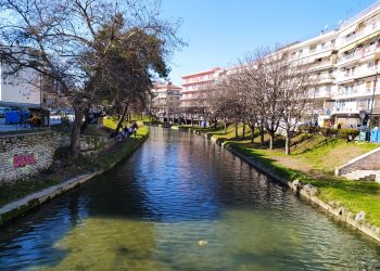 Οι Τρικαλινοί πήγαν… παραλία