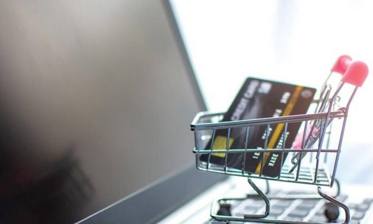 Επιχορήγηση για δημιουργία e-shop: Μέχρι 24/3 οι αιτήσεις – Πόσα χρήματα θα πάρουν οι δικαιούχοι