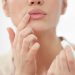 Φυσικές συνταγές και tips για απαλά και πλούσια χείλη