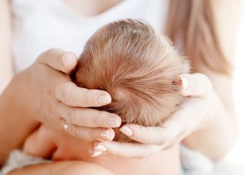 Πώς ο λόξιγκας συμβάλλει στην εγκεφαλική ανάπτυξη του μωρού;