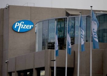 Κορονοϊός: Η Pfizer σκοπεύει να παραδίδει 13 εκατ. δόσεις εμβολίου κάθε εβδομάδα στις ΗΠΑ