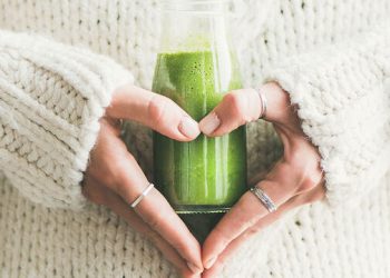 Πιείτε αυτά τα τέσσερα smoothies και χάστε κιλά