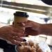 Προσοχή! Παίρνεις καφέ take away; Δες τι πρόστιμο μπορεί να πληρώσεις