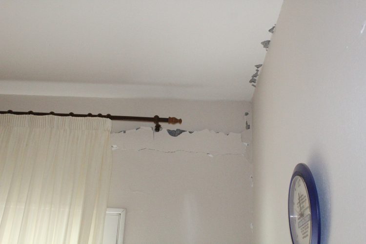 Μη κατοικήσιμα 1.424 σπίτια στη Θεσσαλία