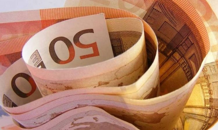Επίδομα 534 ευρώ: Σήμερα πληρώνονται οι αναστολές Φεβρουαρίου – Ποιοι «κόβονται» τον Μάρτιο