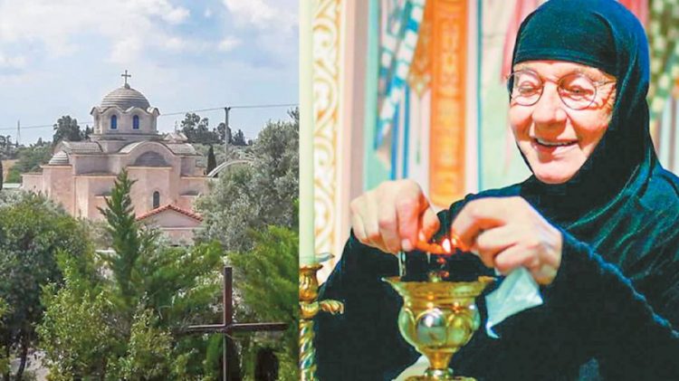 Έξωση με απόφαση ΣτΕ: Πήραν το μοναστήρι από την τραγουδίστρια – ηγουμένη