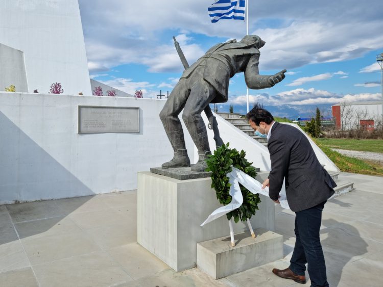 Τους ήρωες πεσόντες στο Υψωμα 731 τίμησε ο Δήμος Τρικκαίων