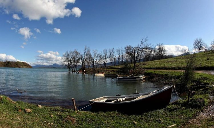 Καιρός τώρα: Ηλιόλουστη και κρύα η Παρασκευή – Η πρόγνωση για το Σαββατοκύριακο