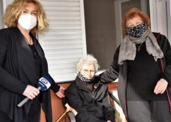 Κρήνη: Άνοιξαν το σπίτι και την αυλή τους για να υποδεχθούν το πόνο και την απελπισία-Οικογένεια διέθεσε σπίτι, κρεβάτια, σκηνές, τροχόσπιτα και αυλή για την φιλοξενία των συγχωριανών της (Βίντεο & Φωτο)
