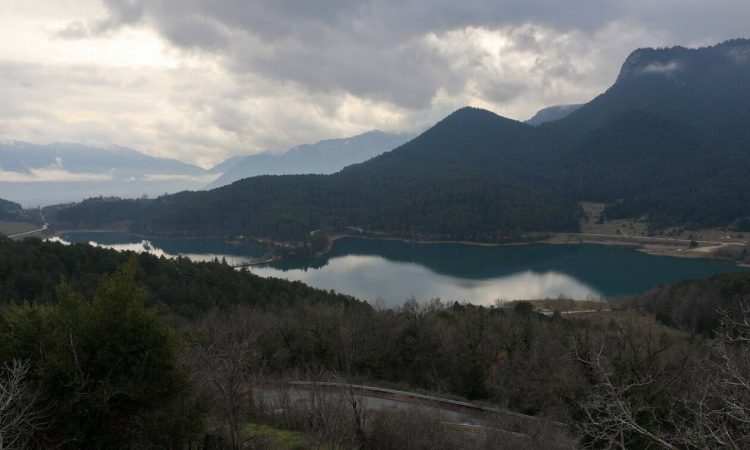 Καιρός σήμερα: Συννεφιασμένη η Παρασκευή – Η πρόγνωση μέχρι την Καθαρά Δευτέρα